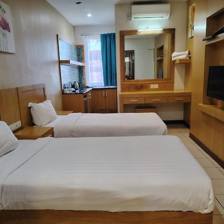 Fratini'S Hotel Labuan Buitenkant foto