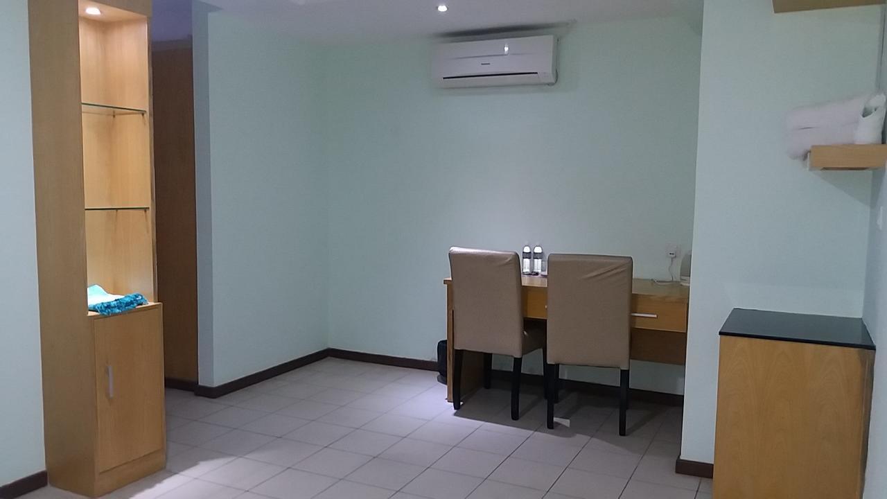 Fratini'S Hotel Labuan Buitenkant foto
