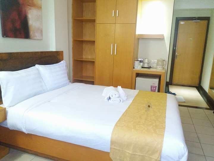 Fratini'S Hotel Labuan Buitenkant foto